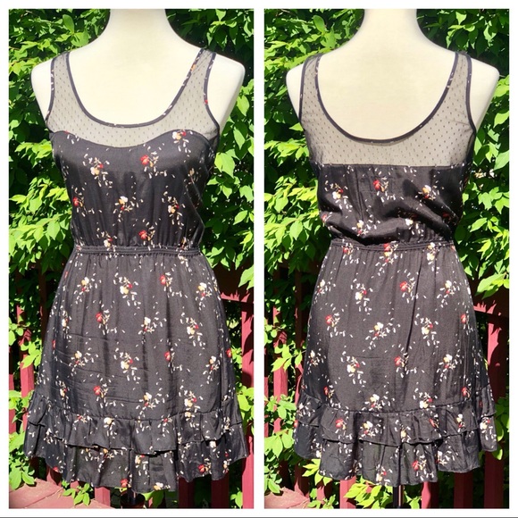 Jack Wills Silk Blend Floral Dress Sz 6 - Picture 1 of 3